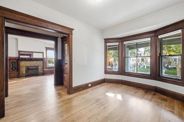 826 N 28th STREET, Milwaukee, WI 53208