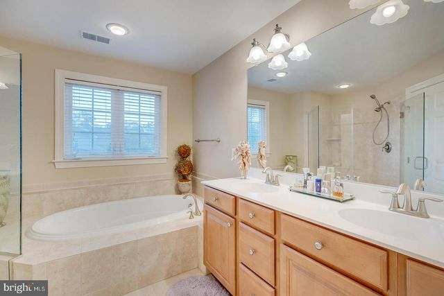 402 VILLAGE CENTER BLVD, Milton, DE 19968