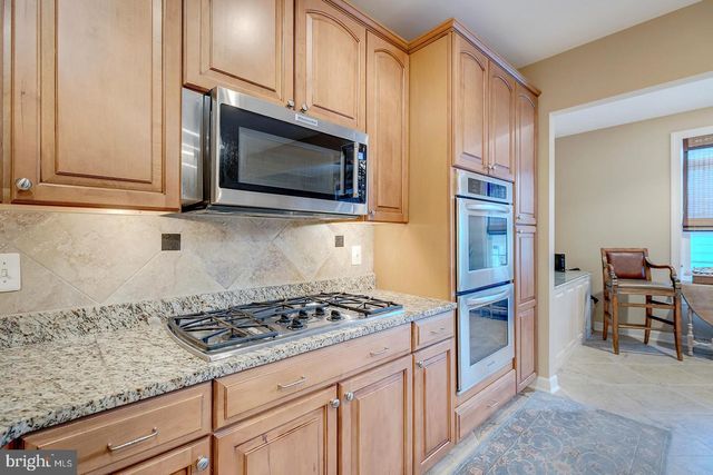 402 VILLAGE CENTER BLVD, Milton, DE 19968