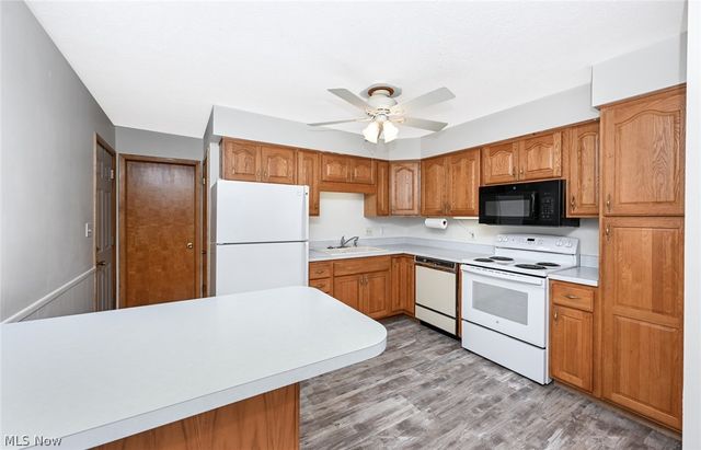 141 26th Street NW, Barberton, OH 44203