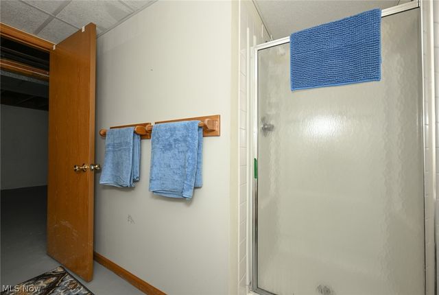 141 26th Street NW, Barberton, OH 44203