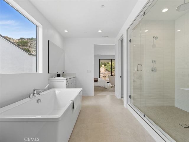 9539 N Andora Avenue, Chatsworth, CA 91311