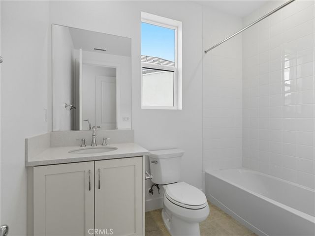 9539 N Andora Avenue, Chatsworth, CA 91311