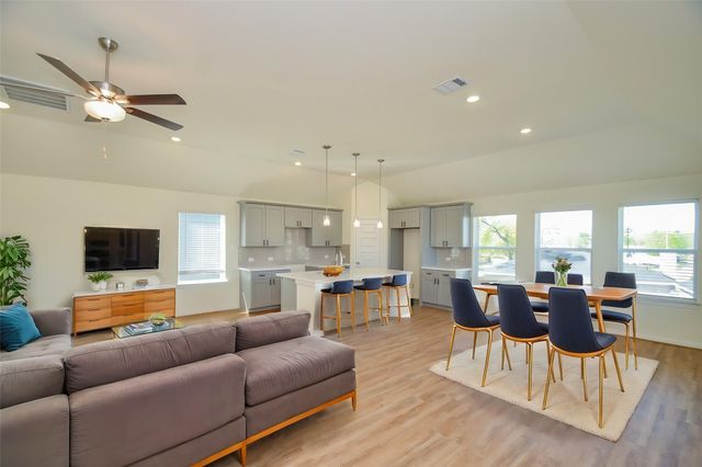 14127 Mellow Pine Ct, Houston, TX 77032