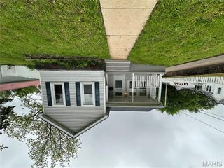 1022 S Second St, De Soto, MO 63020