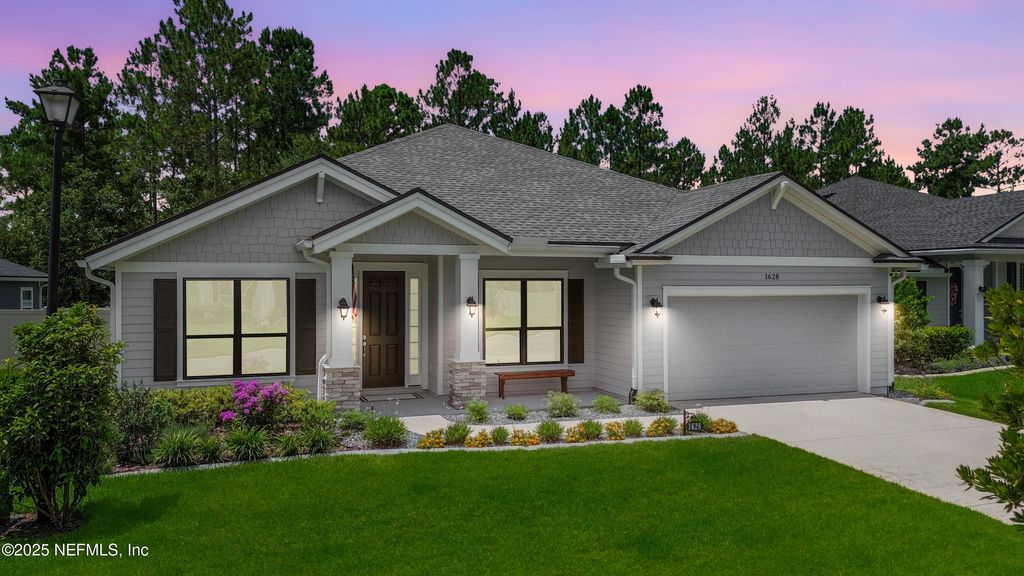1628 LEWIS LAKE Lane, Middleburg, FL 32068