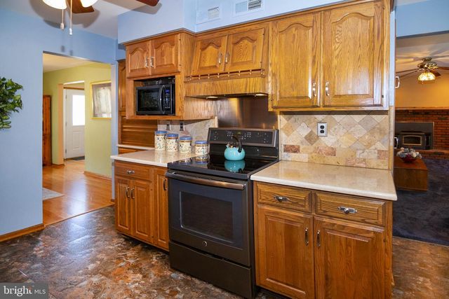 87 FREEDOM RD, Sewell, NJ 08080
