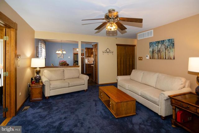 87 FREEDOM RD, Sewell, NJ 08080