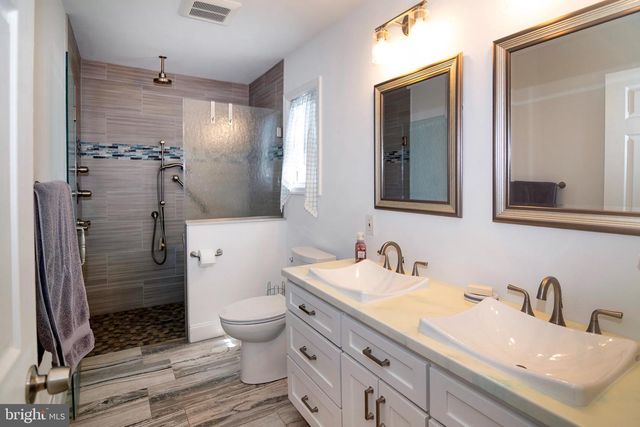 87 FREEDOM RD, Sewell, NJ 08080