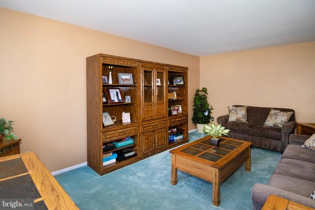 87 FREEDOM RD, Sewell, NJ 08080