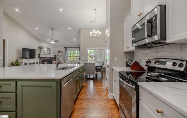 10 Wiscasset Way, Greenville, SC 29615