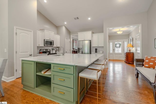 10 Wiscasset Way, Greenville, SC 29615