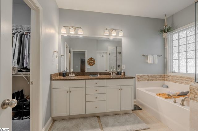 10 Wiscasset Way, Greenville, SC 29615