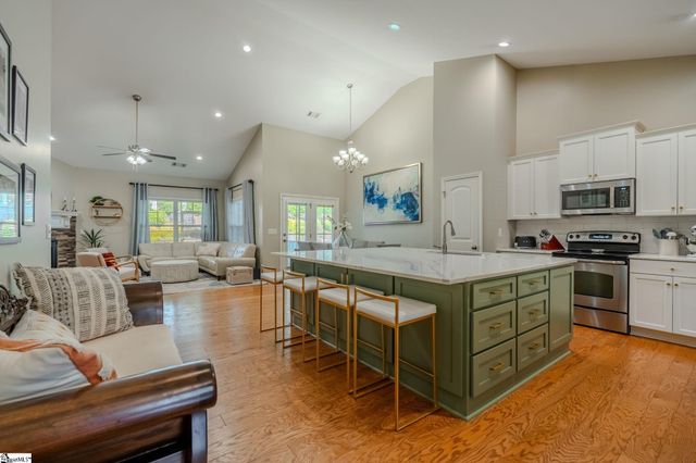 10 Wiscasset Way, Greenville, SC 29615