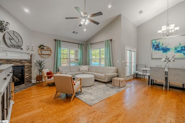 10 Wiscasset Way, Greenville, SC 29615
