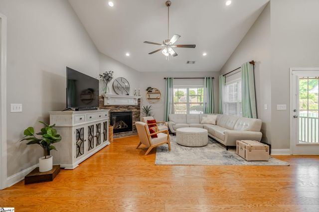 10 Wiscasset Way, Greenville, SC 29615