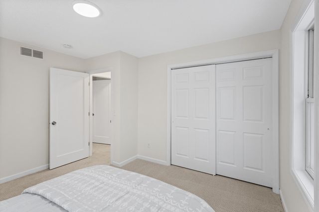 2210 Irving Avenue N, Minneapolis, MN 55411