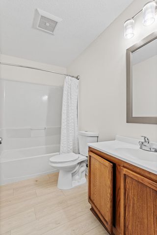 2210 Irving Avenue N, Minneapolis, MN 55411