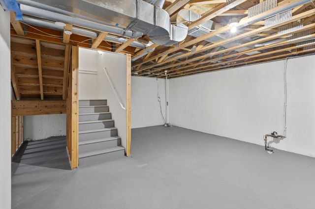 2210 Irving Avenue N, Minneapolis, MN 55411