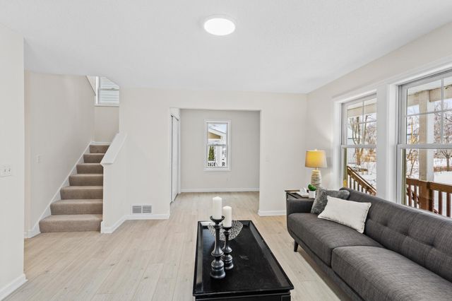 2210 Irving Avenue N, Minneapolis, MN 55411