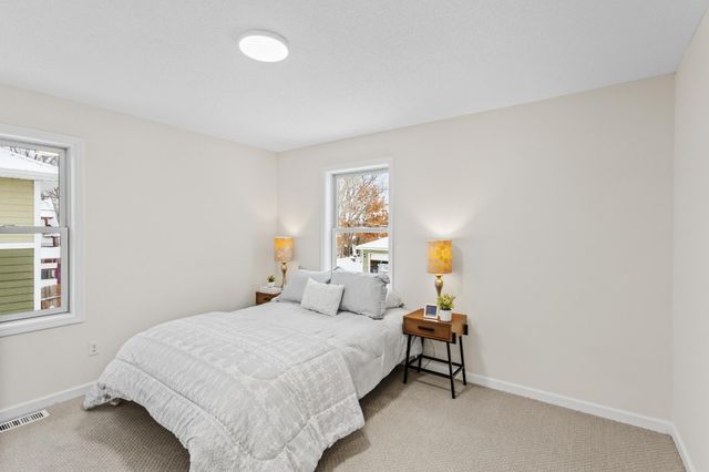 2210 Irving Avenue N, Minneapolis, MN 55411