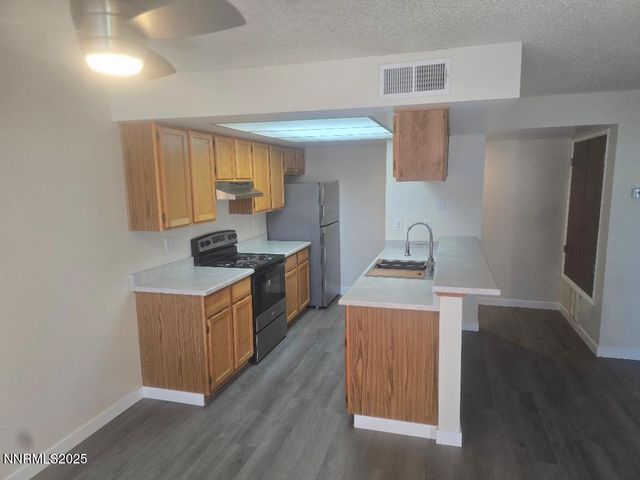 560 Nichols Boulevard, Sparks, NV 89431