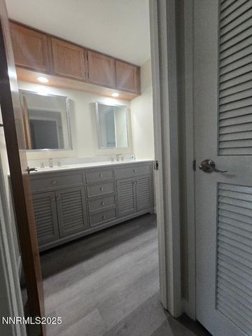 560 Nichols Boulevard, Sparks, NV 89431