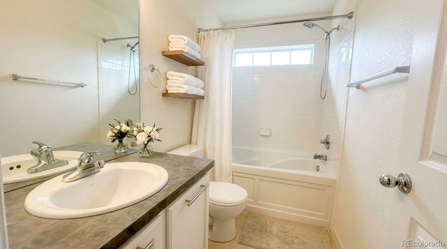 7482 E 7th Avenue 19, Denver, CO 80230