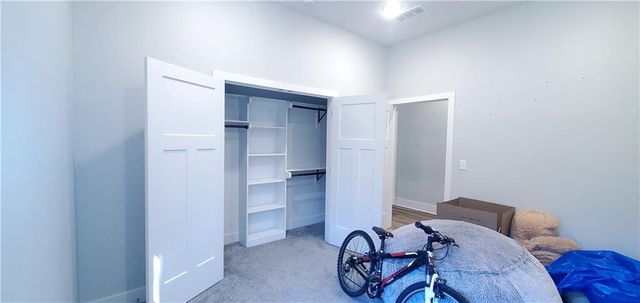 7614 S Morris Road, Oak Grove, MO 64075