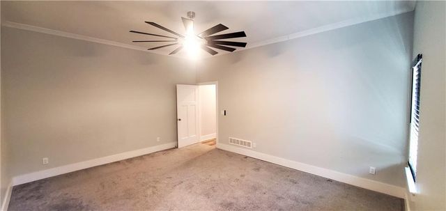 7614 S Morris Road, Oak Grove, MO 64075