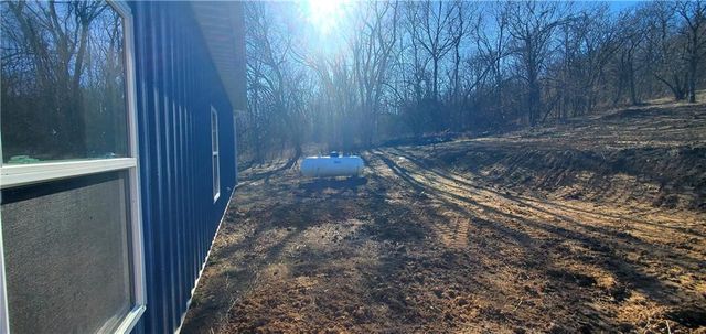 7614 S Morris Road, Oak Grove, MO 64075