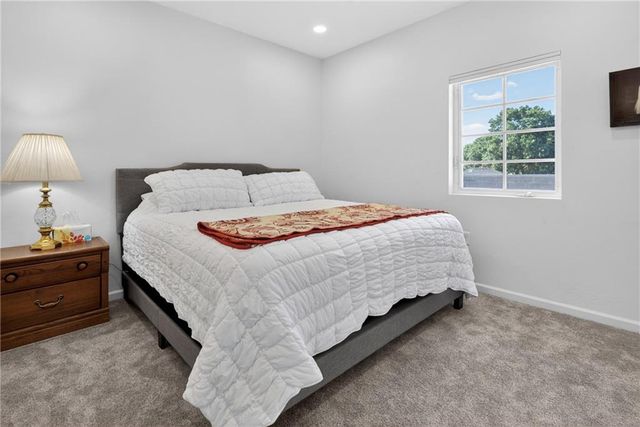 2015 S Lees Summit Road, Independence, MO 64050