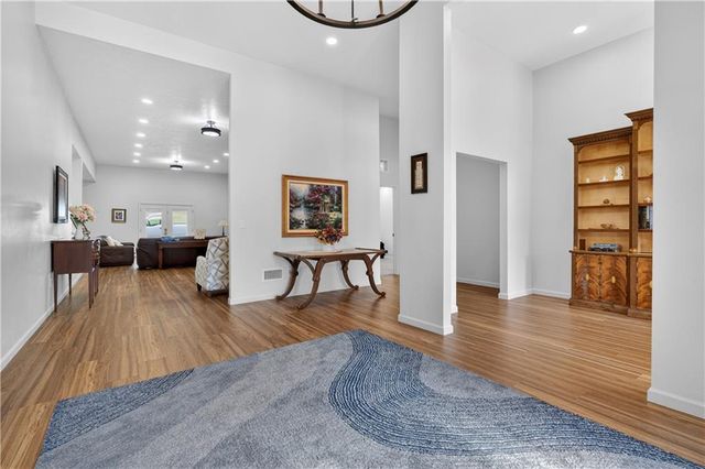 2015 S Lees Summit Road, Independence, MO 64050