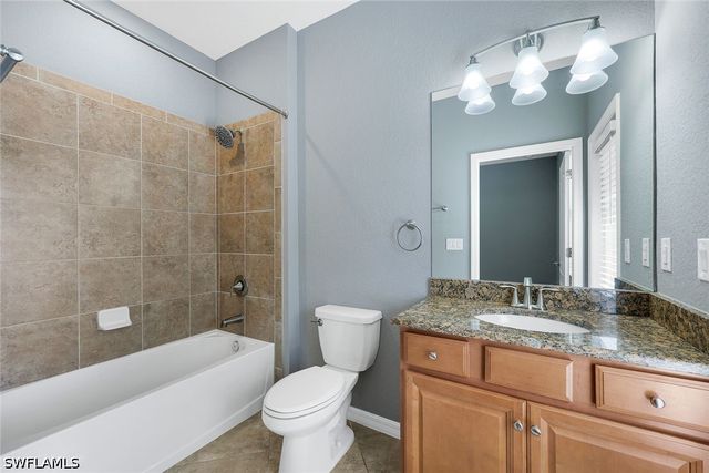 2262 Vermont LN, Naples, FL 34120