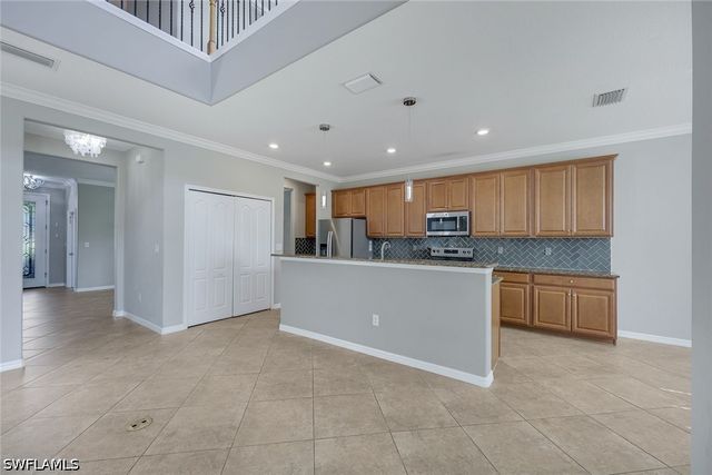 2262 Vermont LN, Naples, FL 34120