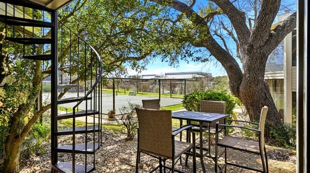 133 World Of Tennis SQ, Lakeway, TX 78738