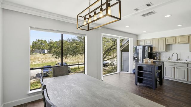 133 World Of Tennis SQ, Lakeway, TX 78738