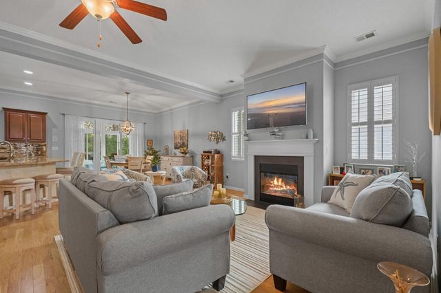 1652 Murrell Pl., Murrells Inlet, SC 29576