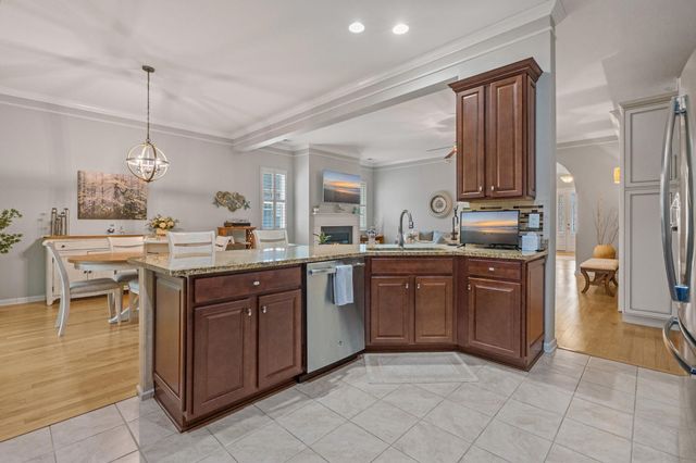 1652 Murrell Pl., Murrells Inlet, SC 29576