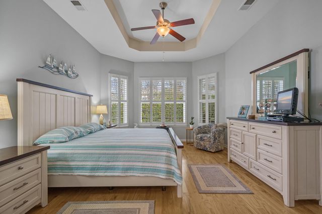 1652 Murrell Pl., Murrells Inlet, SC 29576