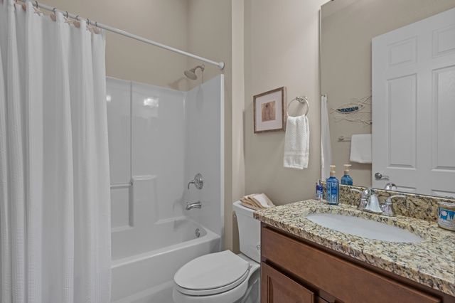 1652 Murrell Pl., Murrells Inlet, SC 29576