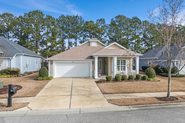 1652 Murrell Pl., Murrells Inlet, SC 29576