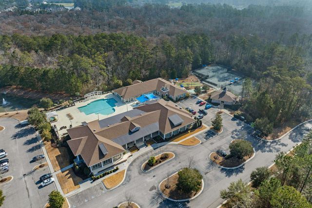 1652 Murrell Pl., Murrells Inlet, SC 29576