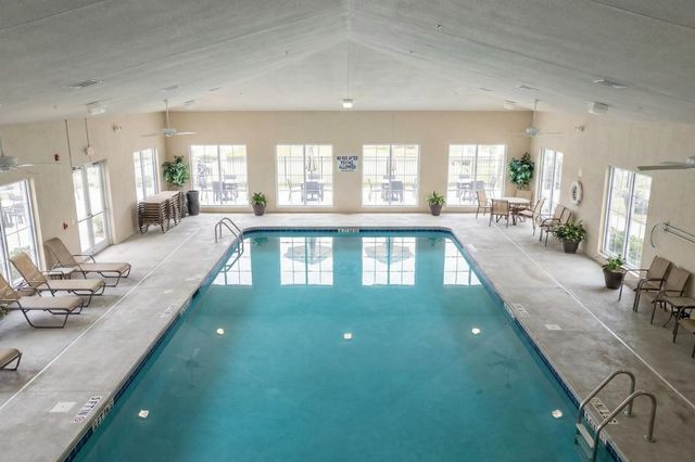 1652 Murrell Pl., Murrells Inlet, SC 29576