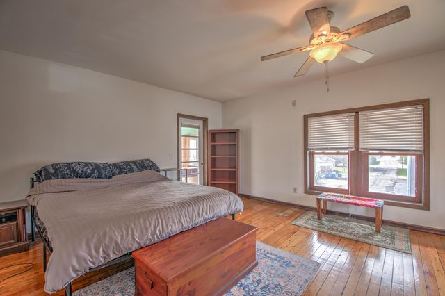134 N Fremont Street, Lowell, IN 46356