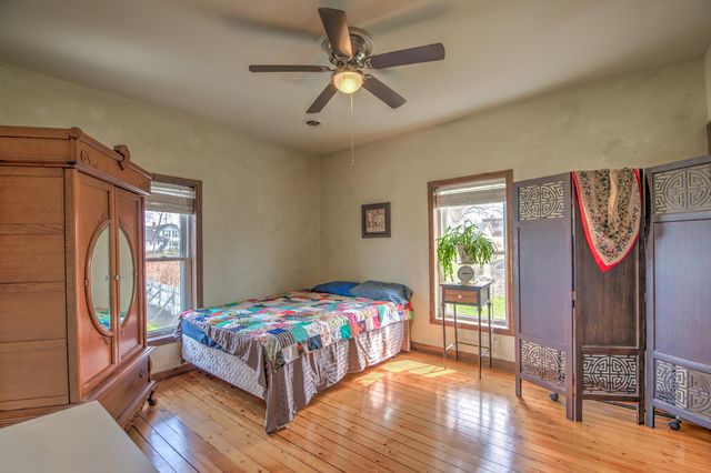 134 N Fremont Street, Lowell, IN 46356