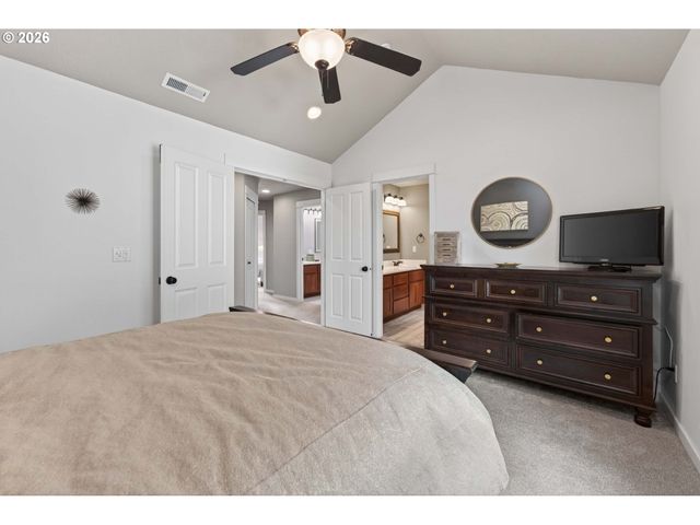 8962 Sw 75TH Pl, Portland, OR 97223