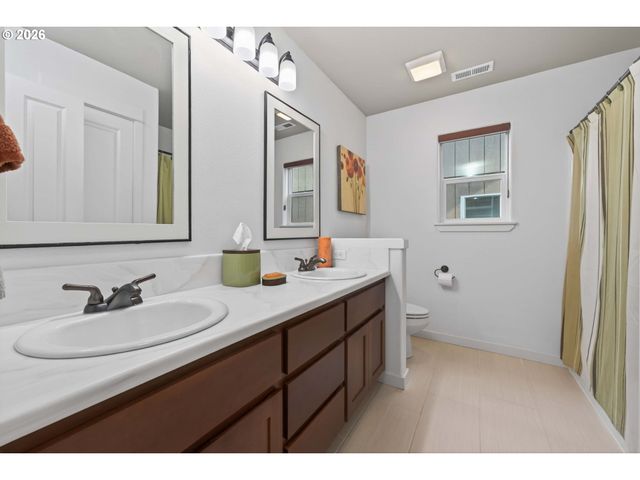 8962 Sw 75TH Pl, Portland, OR 97223