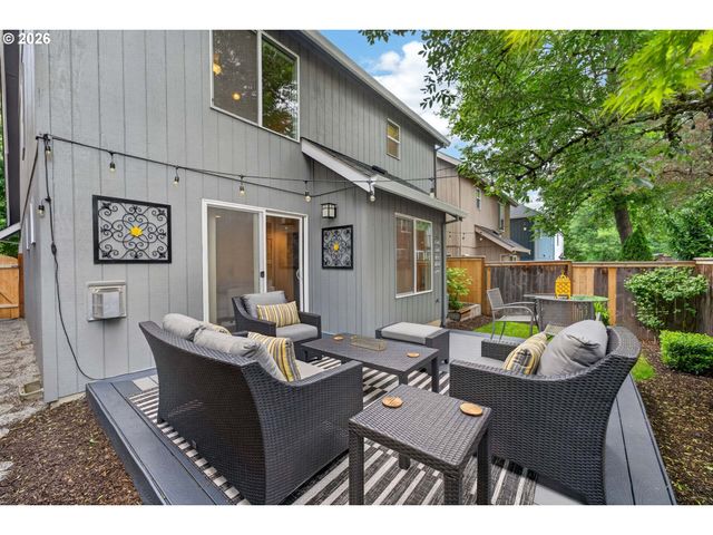 8962 Sw 75TH Pl, Portland, OR 97223