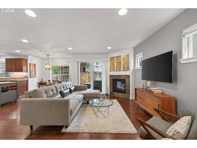 8962 Sw 75TH Pl, Portland, OR 97223